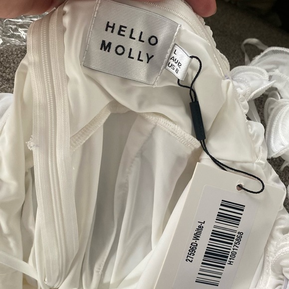 Hello Molly Dress - Picture 2 of 3